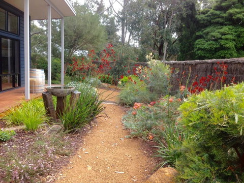 Old Dairy Cottage - Melbourne Tourism 3