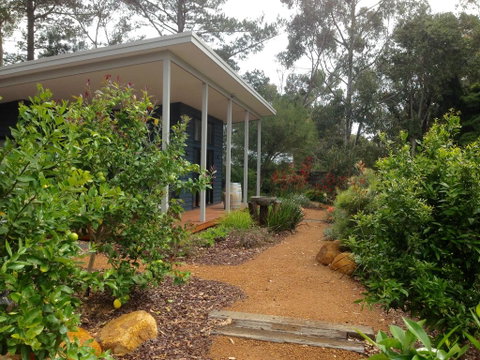 Old Dairy Cottage - Melbourne Tourism 2