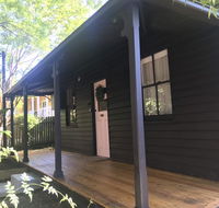 Old Railway Cottage - Melbourne Tourism