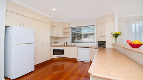 Orient Lane On Kingscliff Hill - Melbourne Tourism 2