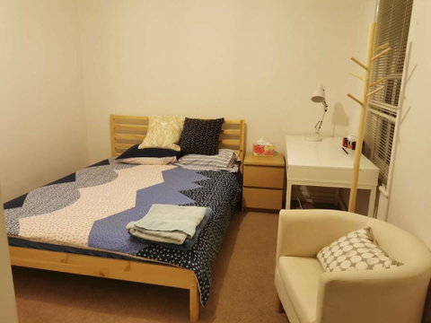 Outmantour Hostels - Melbourne Tourism 0