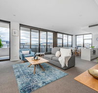 Oversized Luxe 1 Bedder - Amazing Barton - Gym - Melbourne Tourism