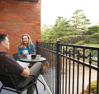 Oxley Court Serviced Apartments - Melbourne Tourism