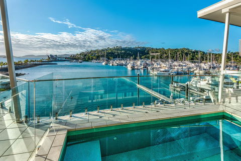 Pavillions Penthouse 25 - 4 Bedroom Luxury Ocean View Hamilton Island - Melbourne Tourism 3
