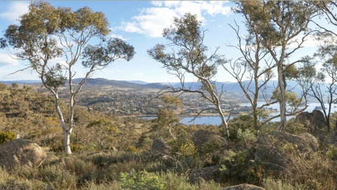Peak View House - Melbourne Tourism 3