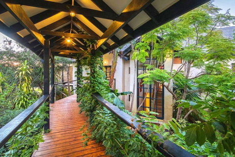 Pearl River Houses - Melbourne Tourism 0