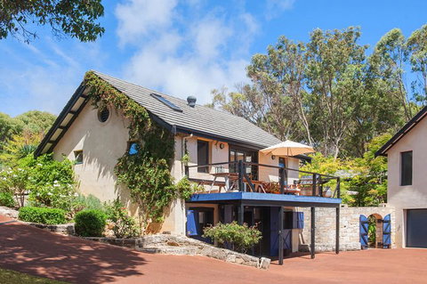 Pearl River Houses - Melbourne Tourism 3