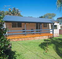 Pelican Palms - Melbourne Tourism
