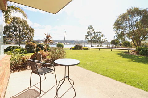 Pelican Waters - Melbourne Tourism 0