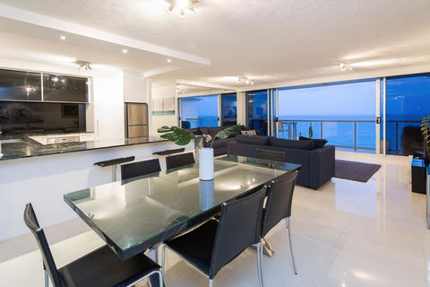 Peninsula Apartments By GCHS - Melbourne Tourism 2