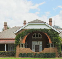 Petersons Armidale Winery and Guesthouse - Melbourne Tourism