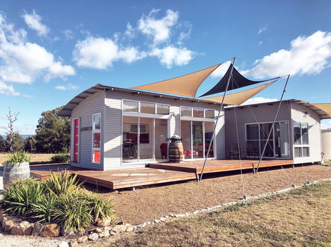 Pieter Van Gent Winery & Vineyard - Melbourne Tourism 1