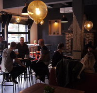 Pint On Punt Backpackers - Melbourne Tourism