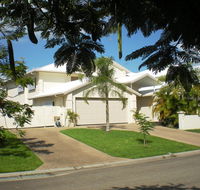 Poinciana Terraces - Melbourne Tourism