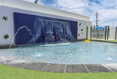 Pool, Tennis, Alexandra Headlands Oceanfront Resort - Melbourne Tourism 0