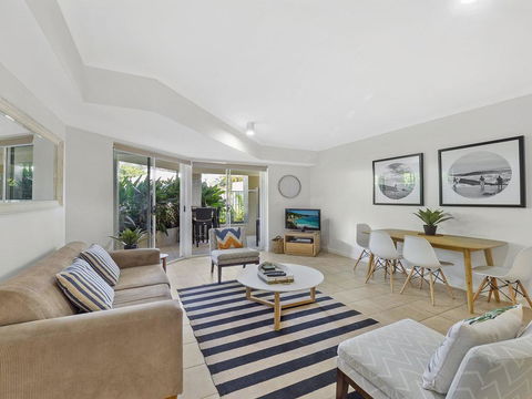 Poolside At Iluka Resort Apartments - Melbourne Tourism 2