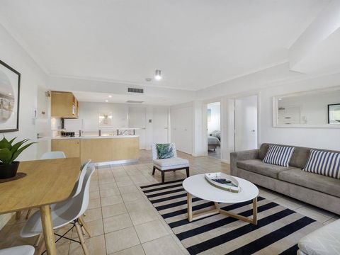 Poolside At Iluka Resort Apartments - Melbourne Tourism 0