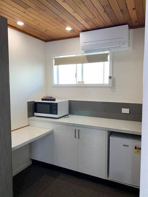 Port Campbell Motor Inn - Melbourne Tourism 3