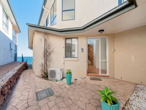 Portovenere Fishermans Bay - Melbourne Tourism 2