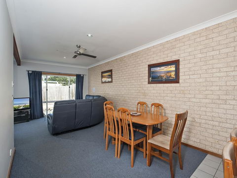 Portside - Melbourne Tourism 3