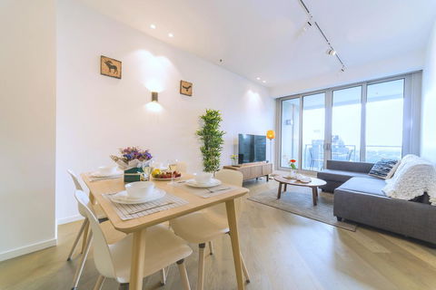 Pride Fawkner Apartments Bay-view (LXII) - Melbourne Tourism 3