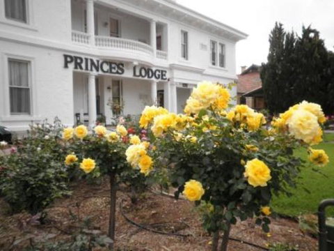 Princes Lodge Motel - Melbourne Tourism 1