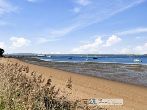 Pukeko Beach House, Rhyll - Melbourne Tourism 1