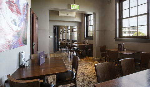 Pymble Hotel - Melbourne Tourism 1