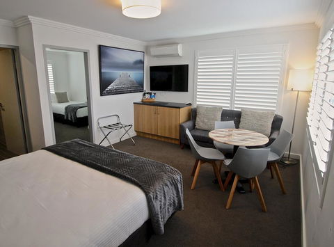 Quays Hotel - Melbourne Tourism 2