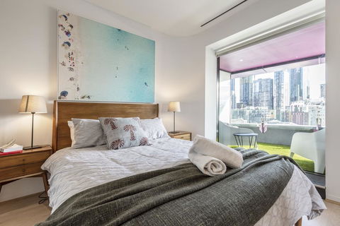 QV2 APARTMENT ON SWANSTON ST - Melbourne Tourism 0