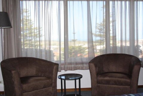 Raglan Motor Inn - Melbourne Tourism 3