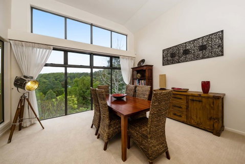 Ravensbourne Escape - Silverwood Lodge - Melbourne Tourism 1