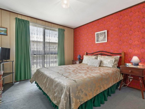 Raymond Cottage - Melbourne Tourism 0