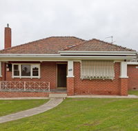 Red Brick Beauty - Central Cottage - Melbourne Tourism