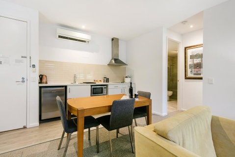 Relax At 54 - Melbourne Tourism 1