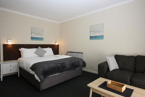 Resort Serviced Apartments - Mandurah - Melbourne Tourism 2