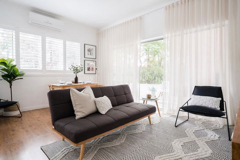 Restful Allawah Retreat Near Sydney Airport - Melbourne Tourism 1