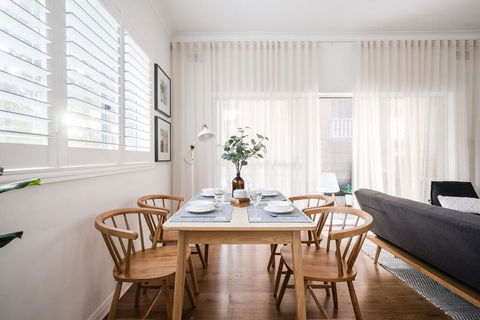 Restful Allawah Retreat Near Sydney Airport - Melbourne Tourism 3