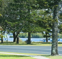 River Breeze 60 Wooli Street Yamba. Linen - Unlimited Wi-Fi Just listed. - Melbourne Tourism