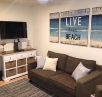 Riverina Beach Villa - Melbourne Tourism