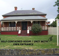 RJ's Bed  Breakfast - Melbourne Tourism