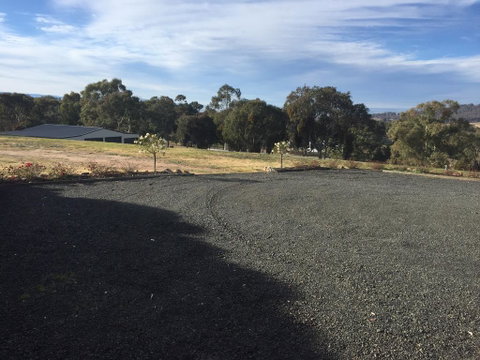 Robin Hill Retreat - Melbourne Tourism 1