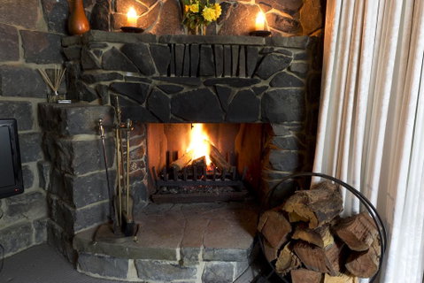 Rockbank Retreat - Melbourne Tourism 2