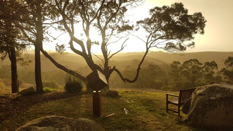 Rockbank Retreat - Melbourne Tourism 1