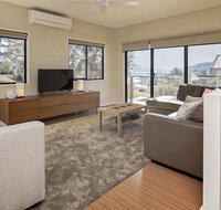 Rocky Cottage - Melbourne Tourism