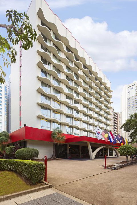 Royal On The Park - Melbourne Tourism 3