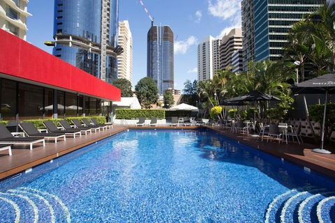 Royal On The Park - Melbourne Tourism 0