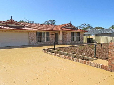 Salamander Way', 99a Salamander Way - Fantastic Duplex Close To Horizons Golf Resort - Melbourne Tourism 0