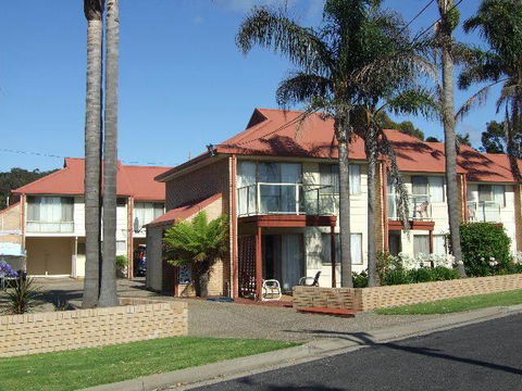 Sapphire Court - Melbourne Tourism 0