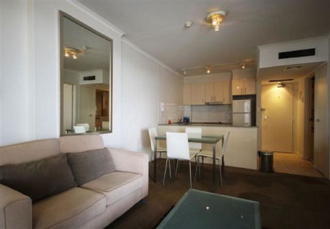 Savoy - Melbourne Tourism 1
